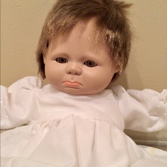 Stupsi collectable porcelain baby - Picture 3 of 5